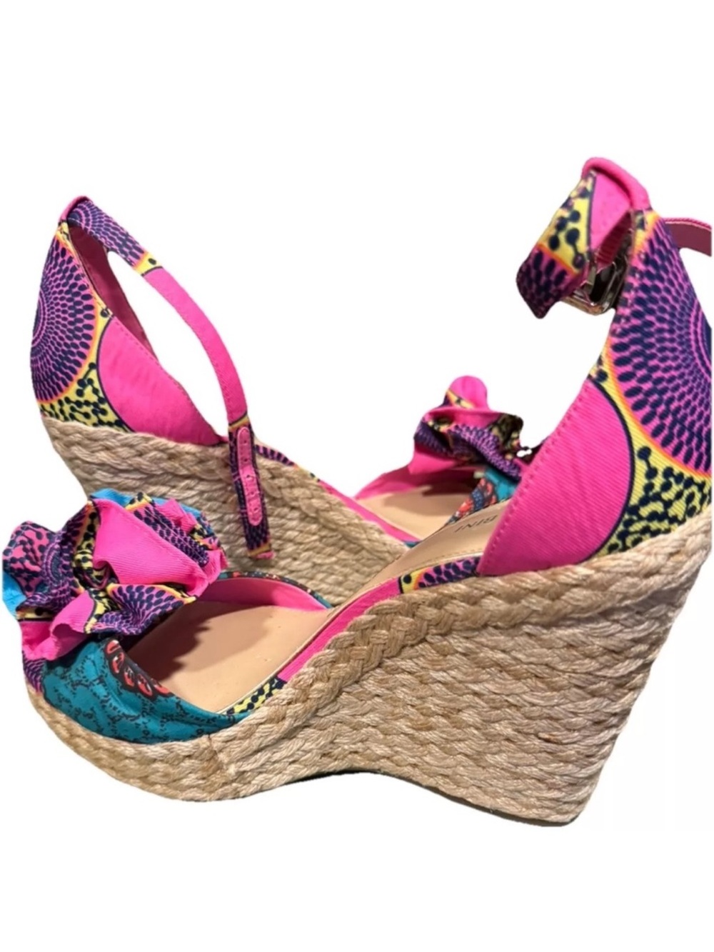 Gianni Bini Women High Wicker
Heels Sandals 10M Cottagecore
Tropical Retro Bow - Picture 2 of 5